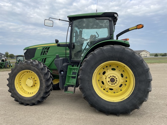 2016 John Deere 6175R Tractor