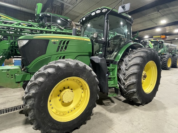 2016 John Deere 6175R Tractor