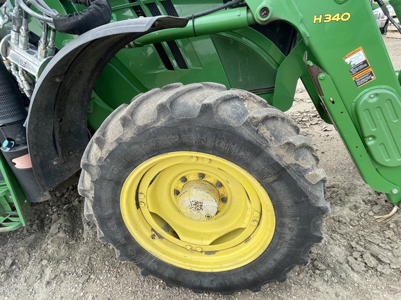 2014 John Deere 6125R Tractor