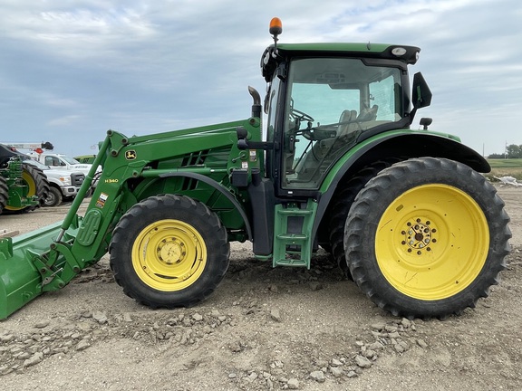 2014 John Deere 6125R Tractor