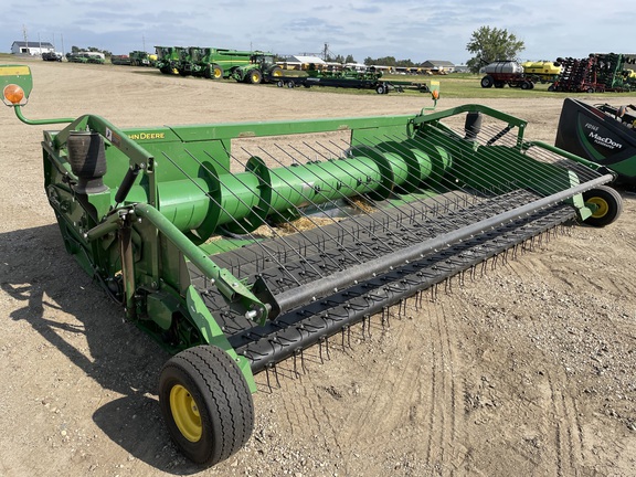 2018 John Deere 615P Header Combine