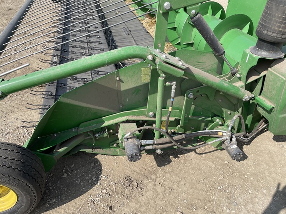 2018 John Deere 615P Header Combine