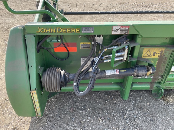 2018 John Deere 615P Header Combine