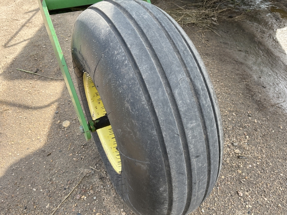 2003 John Deere 4895 Windrower