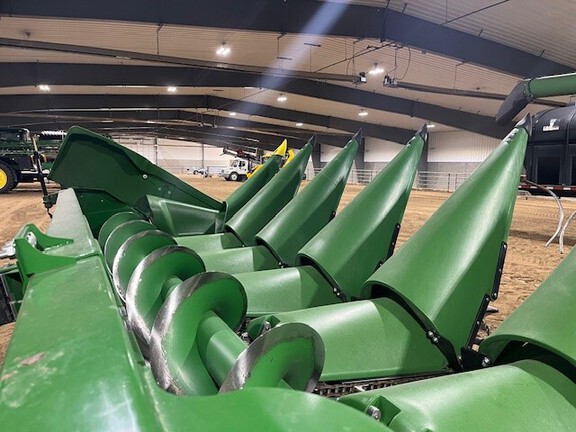 2023 John Deere C12R Header Corn Head