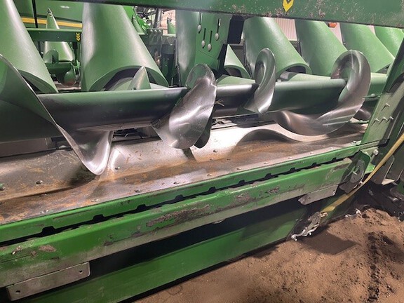 2023 John Deere C12R Header Corn Head