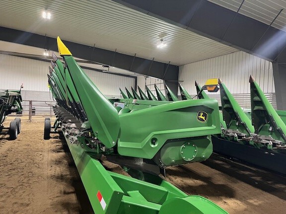 2023 John Deere C12R Header Corn Head