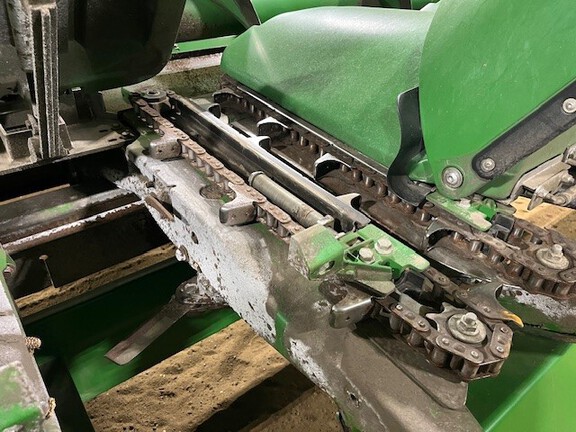 2021 John Deere C12R Header Corn Head