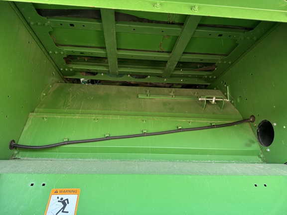 2017 John Deere S680 Combine