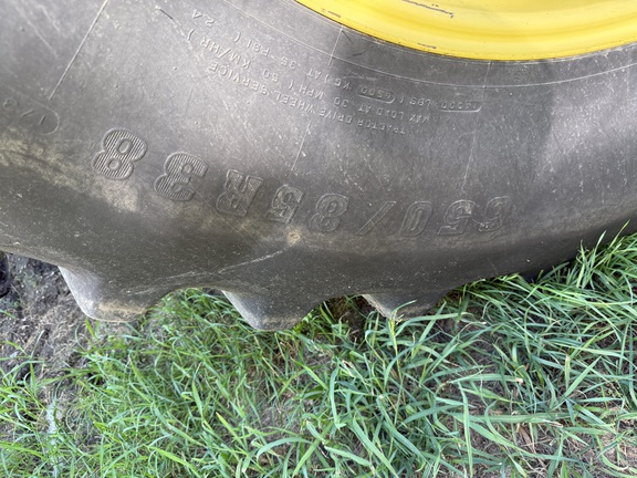 2017 John Deere S680 Combine