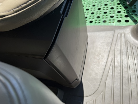 2017 John Deere S680 Combine