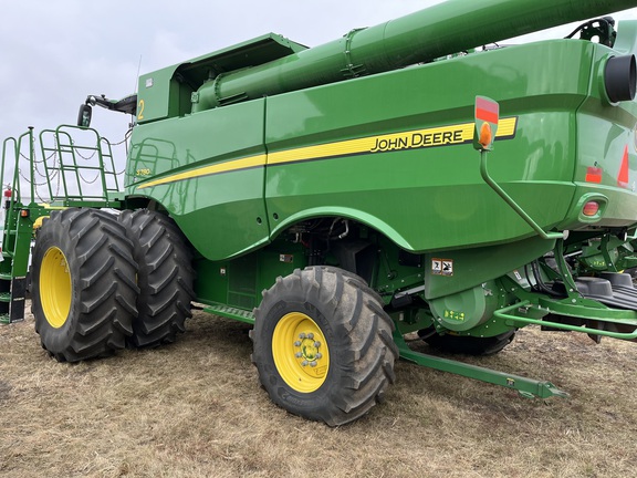2021 John Deere S780 Combine