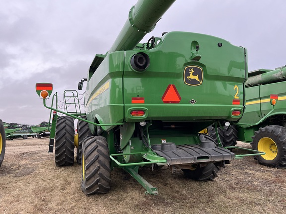 2021 John Deere S780 Combine