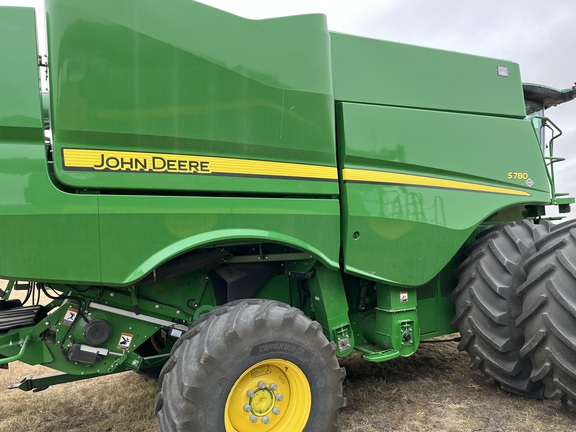 2021 John Deere S780 Combine