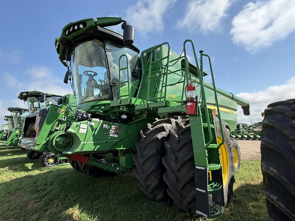 2021 John Deere S780 Combine