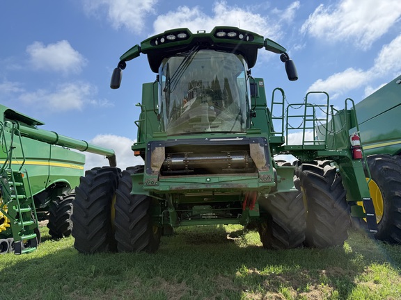 2021 John Deere S780 Combine
