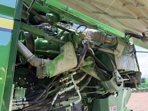 2021 John Deere S780 Combine