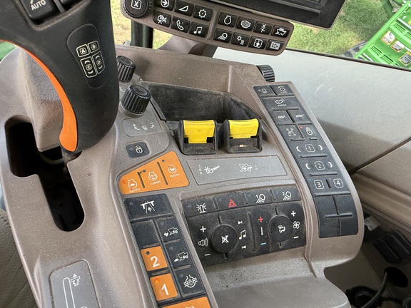 2021 John Deere S780 Combine