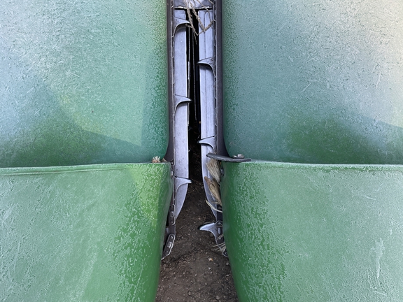 1994 John Deere 893 Header Corn Head