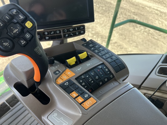 2022 John Deere S780 Combine