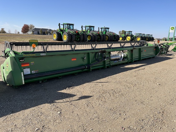 2010 John Deere 635F Header Combine