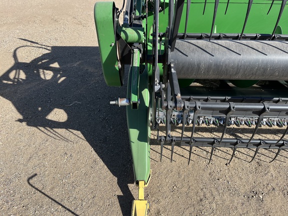 2010 John Deere 635F Header Combine