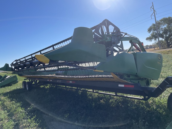 2015 John Deere 635FD Header Combine