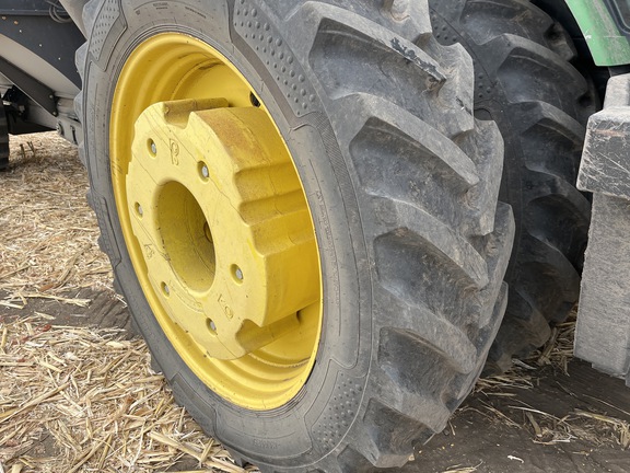 2012 John Deere 8360R Tractor