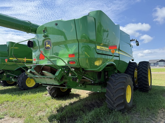 2021 John Deere S780 Combine