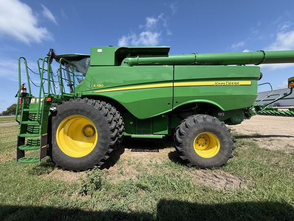 2021 John Deere S780 Combine