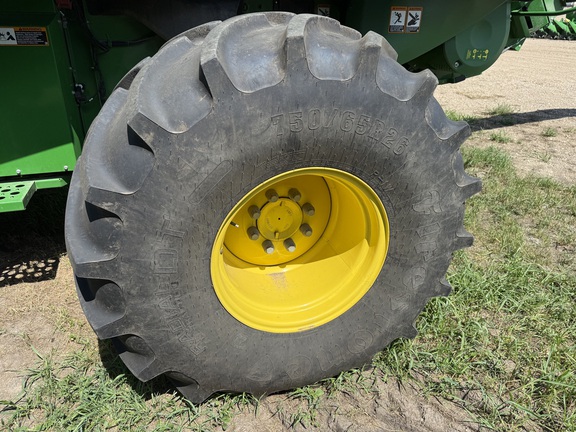 2021 John Deere S780 Combine