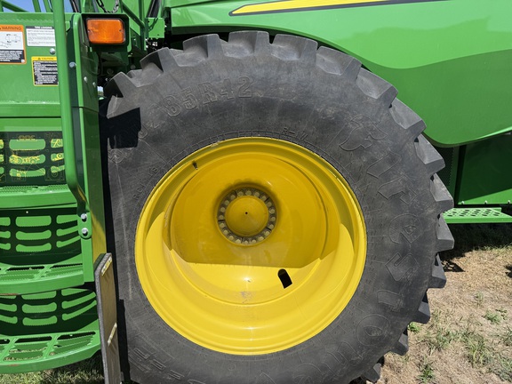 2021 John Deere S780 Combine