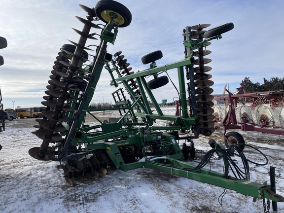 2010 John Deere 637 Disk