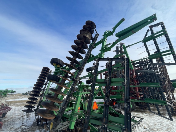 2010 John Deere 637 Disk