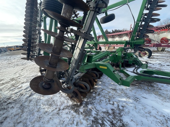 2010 John Deere 637 Disk
