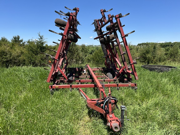 1998 Case IH 4300 Field Cultivator