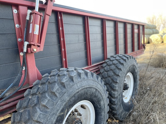 2021 John Deere TR20T Manure Spreader