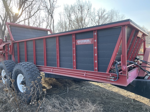 2021 John Deere TR20T Manure Spreader