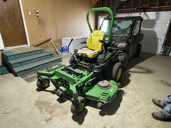 2023 John Deere Z970R Mower/Zero Turn