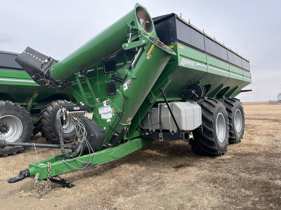 2024 Brent 2098 Grain Cart