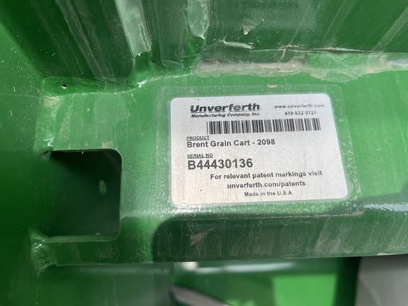 2024 Brent 2098 Grain Cart