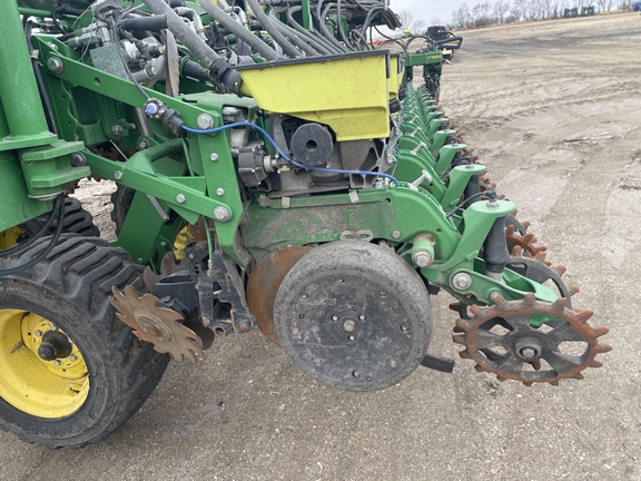 2017 John Deere DB60 Planter