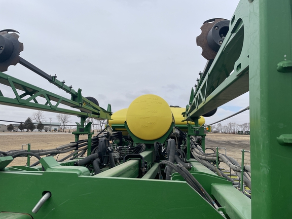 2017 John Deere DB60 Planter