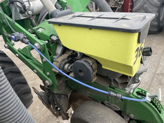2017 John Deere DB60 Planter