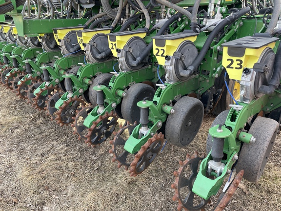2017 John Deere DB60 Planter