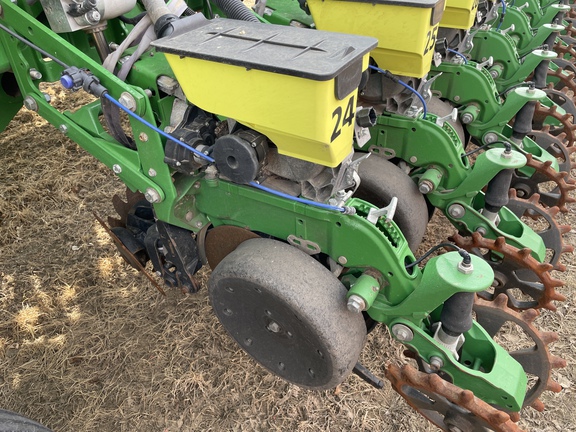 2017 John Deere DB60 Planter