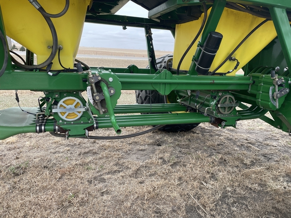 2010 John Deere 1890 Air Seeder