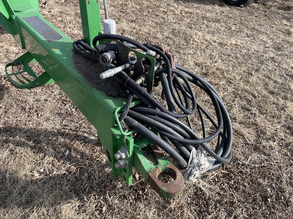2010 John Deere 1890 Air Seeder