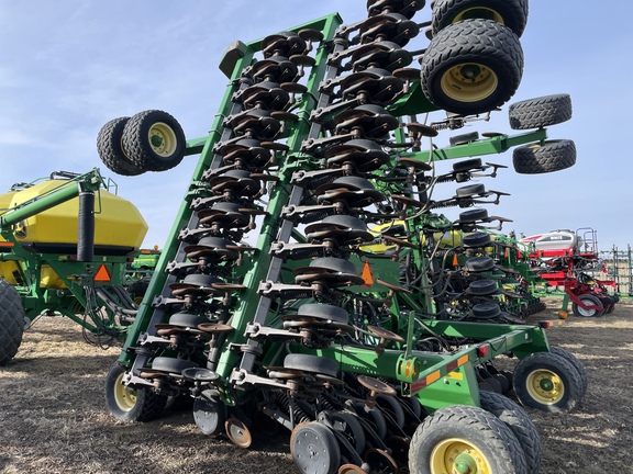 2010 John Deere 1890 Air Seeder