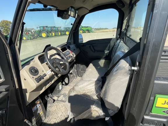 2024 John Deere XUV 835R ATV